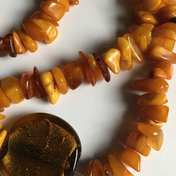 Vintage Amber Necklace with Glass Pendant, 20.5 Inches - Picture 5 of 8